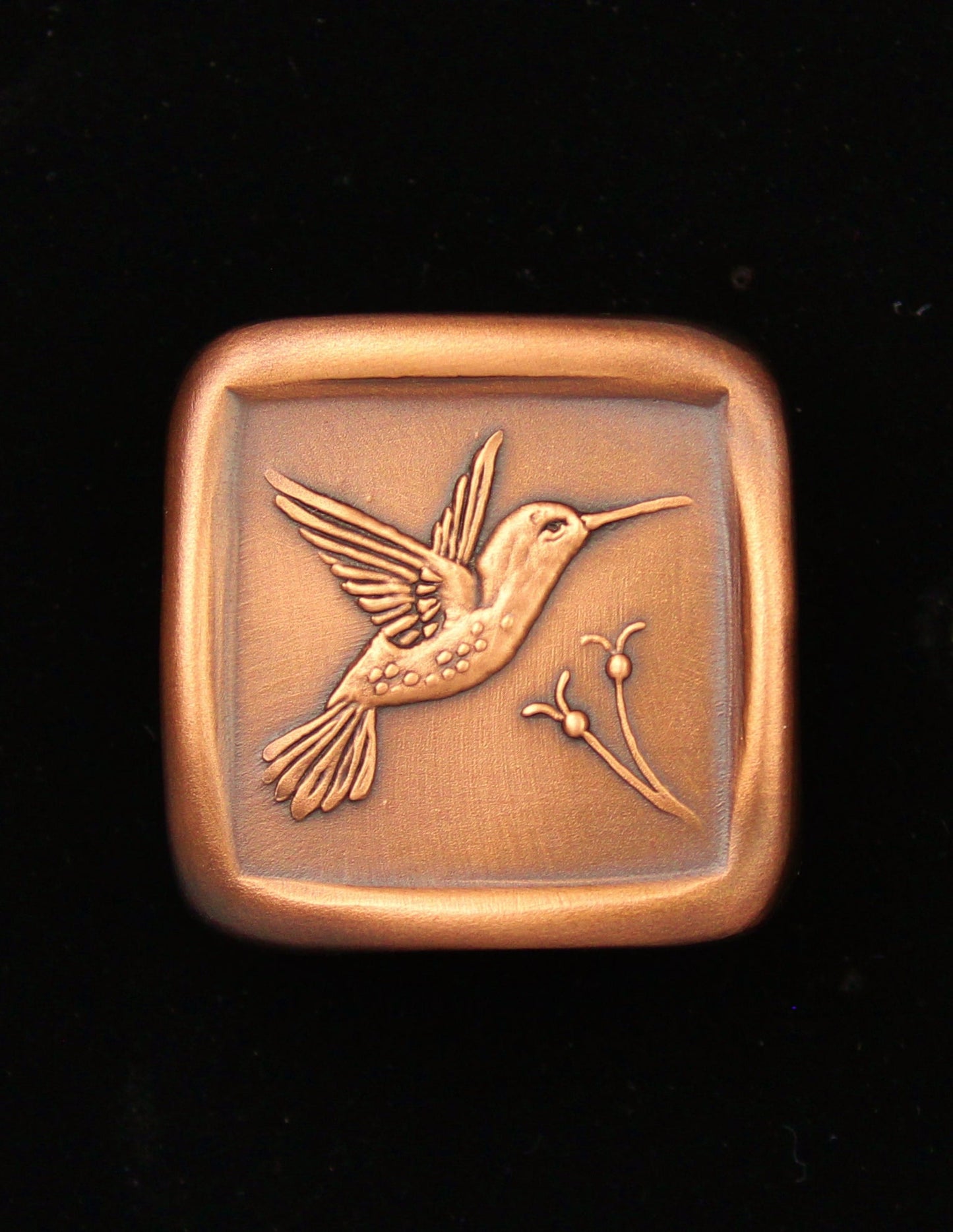 Hummingbird Knob Copper, Facing Right, 1.5" x 1.5"