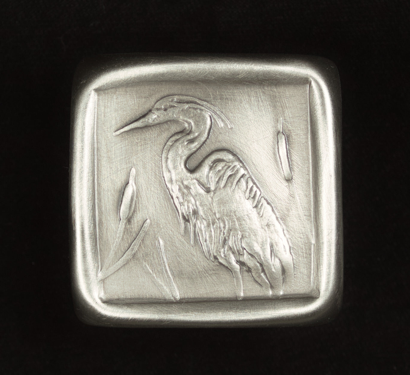 Heron Knob, Nickel/Silver, 1.5" x 1.5", Facing Left