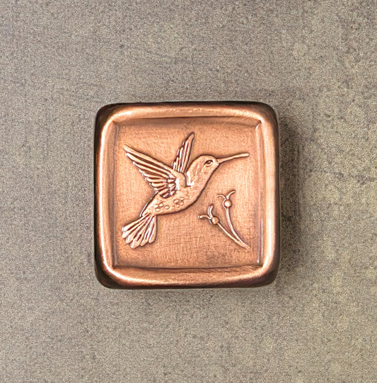 Hummingbird Knob Copper, Facing Right, 1.5" x 1.5"