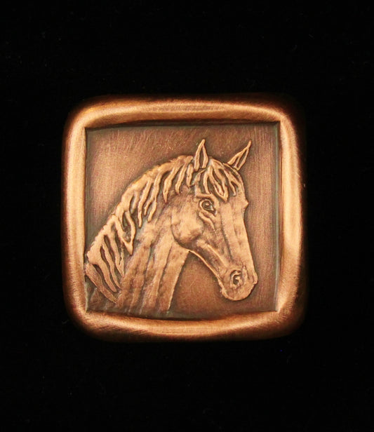 Horse Knob, Facing Right, 1.5" x 1.5".